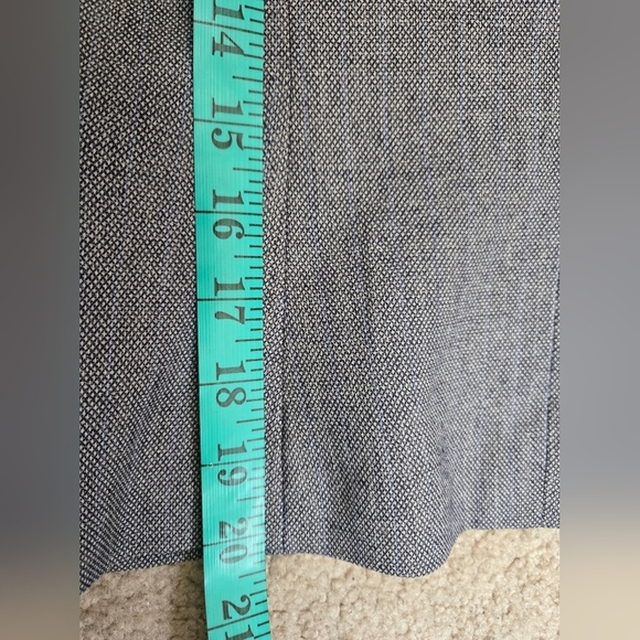 AMANDA + CHELSEA  Classic Grey Blazer With Ruched Sleeves. Size 2 - Picture 15 of 15